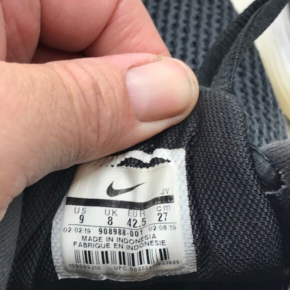 Nike Revolution 4 Black - 908988-001 - Picture 9 of 9